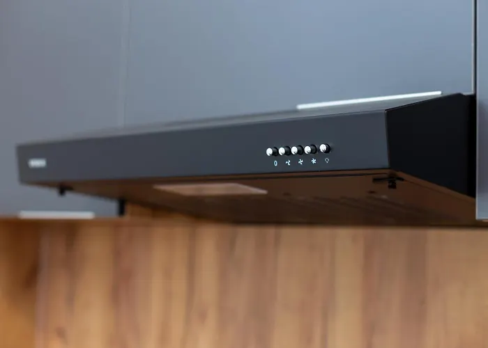 شقة M&a فردنيك